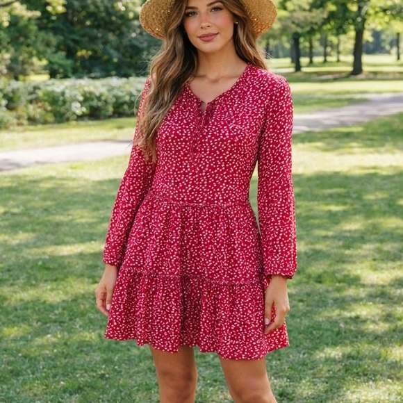 Rails Dresses & Skirts - Rails Everly Mini Dress Red Daisy Floral Carmine Size XXS NWT